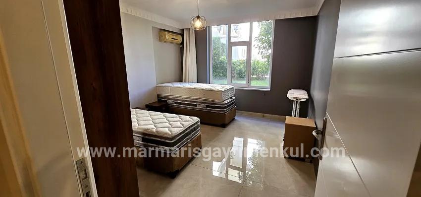 Camiavlu Mahallesi Havuzlu Sitede 3+1 Satılık Daire