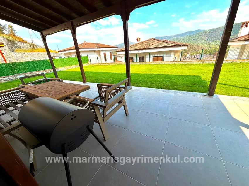 Marmaris Çetibeli Mah. Satılık 5+1 Villa - 220 m²