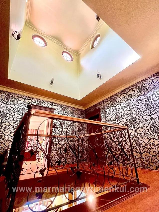 Marmaris Armutalan Mah. Satılık 4+2 Müstakil ev - 970 m²