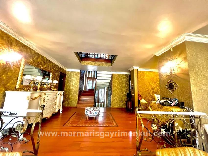 Marmaris Armutalan Mah. Satılık 4+2 Müstakil ev - 970 m²