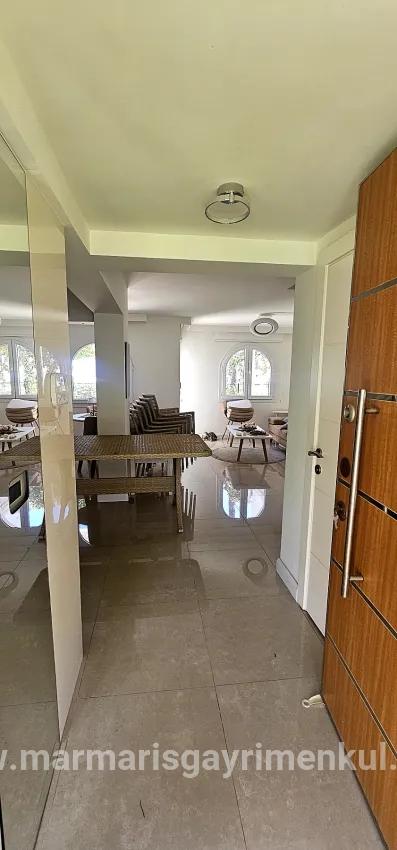 Marmaris İçmeler Mah. Satılık 3+1 Müstakil ev - 200 m²