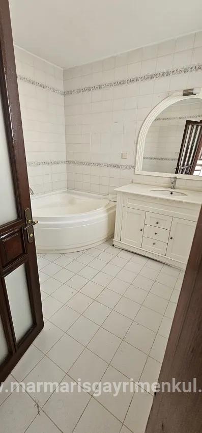 Marmaris Armutalan Mah. Satılık 3+1 Villa - 160 m²