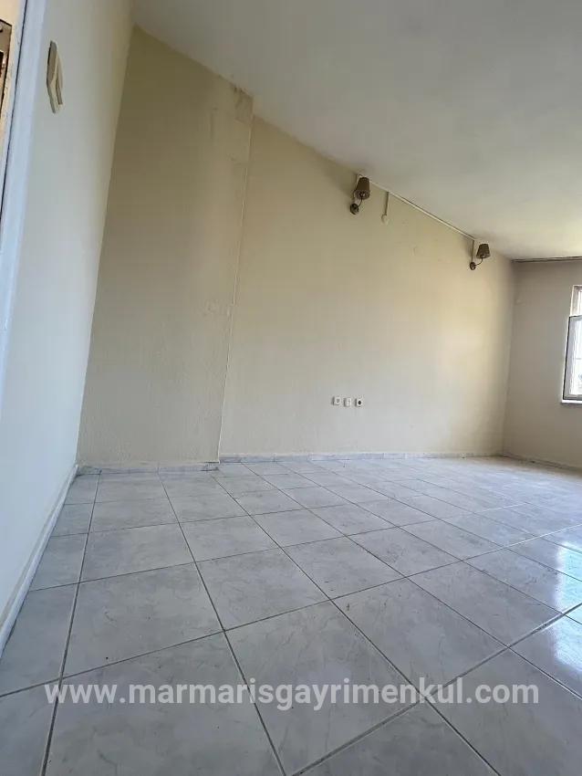 Marmaris Beldibi Mah. Kiralık 3+1 Daire - 95 m²