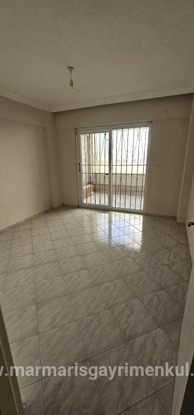 Marmaris Çıldır Mah. Kiralık 2+1 Daire - 130 m²