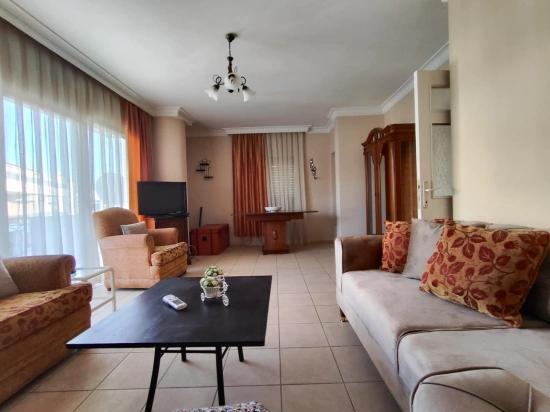 Kemeraltı Mahallesi 2+1 Eşyalı Kiralık Daire