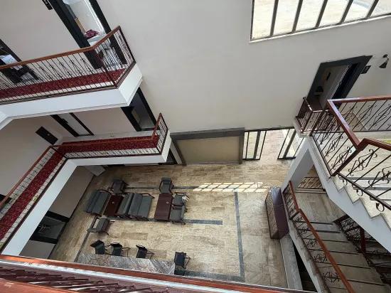 Marmaris merkezinde kiralık eşyalı 1+0 daire