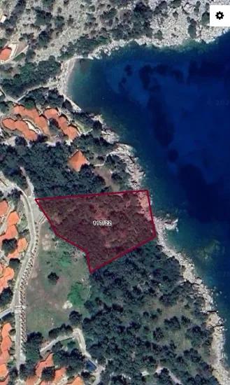 Marmaris Turunç koyunda denize sıfır 4700 m2 kontrollü kullanım alanı