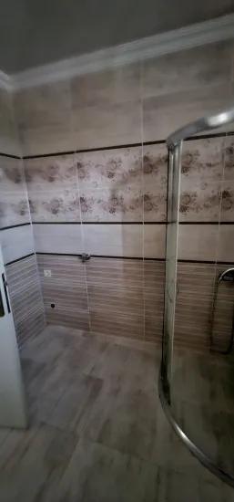 Beldibi’nde sıfır ayarında genç binada ferah ve geniş 3+1 kiralık daire