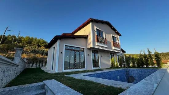 Muğla Ula Kızılyaka’da Kapanmaz Manzaralı, Özel Havuzlu Müstakil Satılık Villa