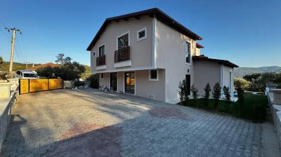 Muğla Ula Kızılyaka’da Kapanmaz Manzaralı, Özel Havuzlu Müstakil Satılık Villa