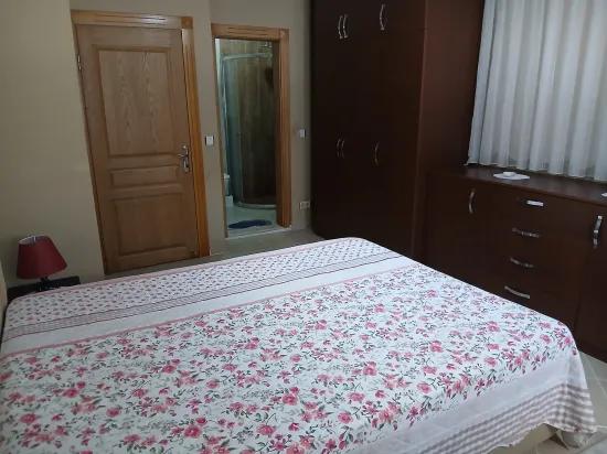 Müstakil Girişli Havuzlu Sitede 2+1 Satılık Dubleks Daire İçmeler