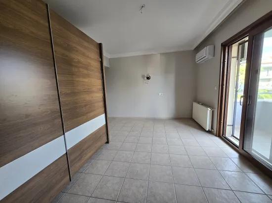 Çıldır Mahallesi Genç Binada 3+1 Kiralık Daire