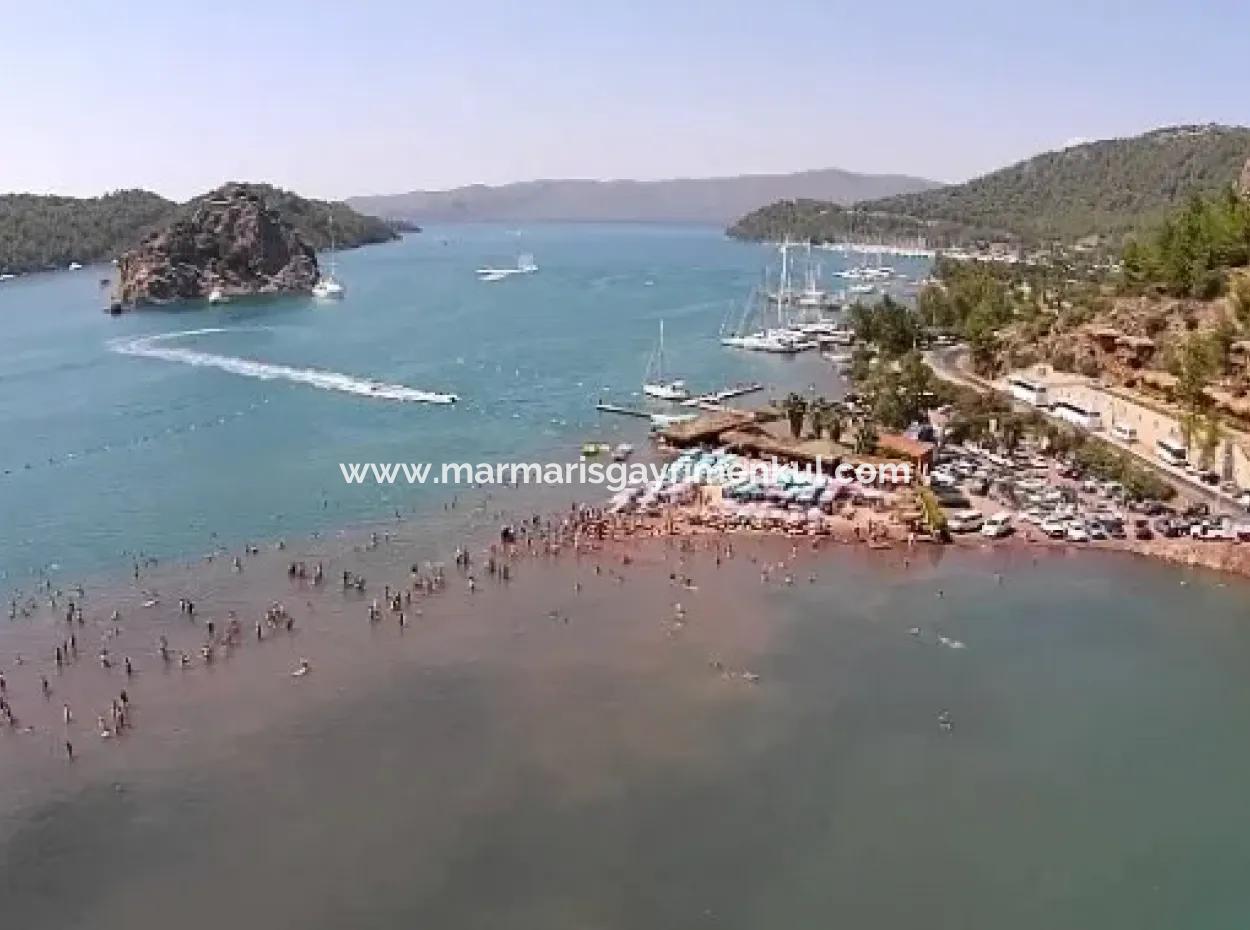 Marmaris İlçesi Orhaniye Köyünde Denize Sıfır 6000 M2 Satılık Koy