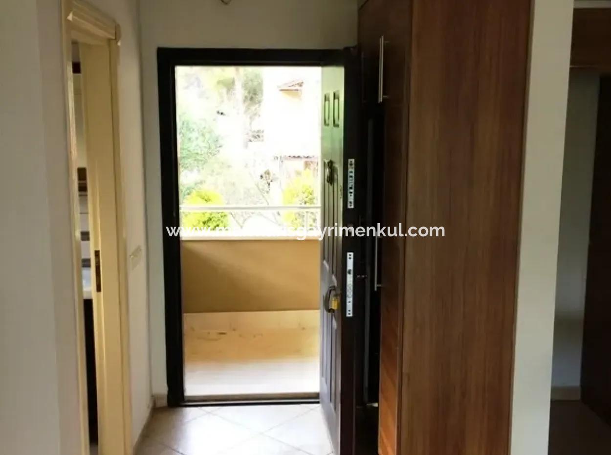 İçmeler Yüzme Havuzlu Süper Lüks Dubleks Daire Site İçerisinde