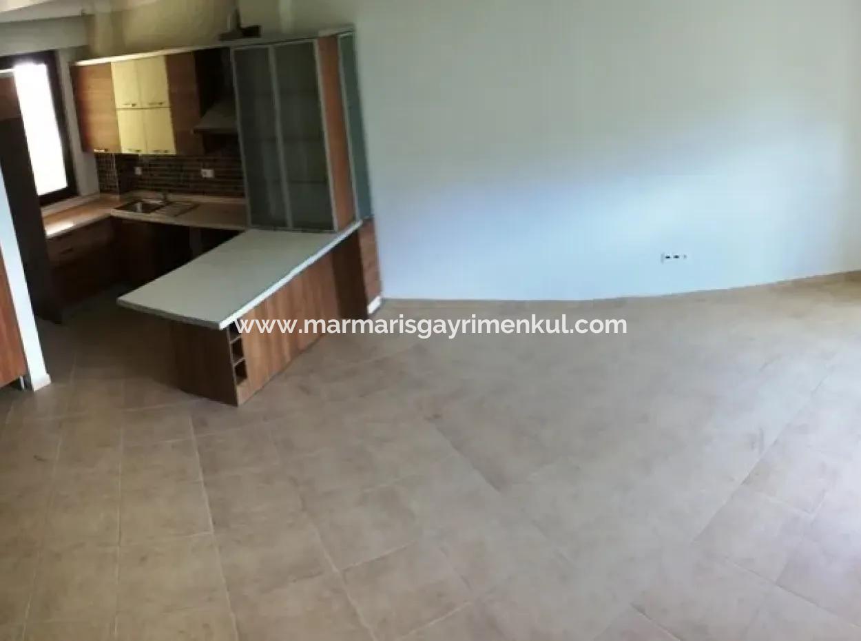 İçmeler Yüzme Havuzlu Süper Lüks Dubleks Daire Site İçerisinde