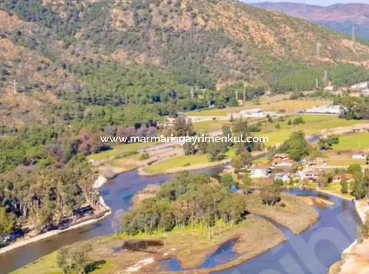 Marmaris Hisarönü Koyunda Denize Sıfır 6500M2 Turizm Alanı İçerisinde Satılık Arsa