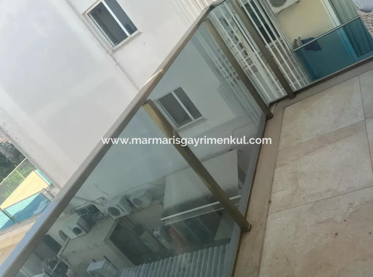 Marmaris Merkezinde Denize Yakın 2 Oda 1 Salon Yeni Bina Üst Dubleks Çift Banyo 90 M2 Satılık Daire