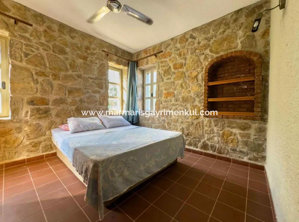 Eski Datça Köyünde Tam Müstakil 150M2 Arsa İçerisinde 4+1  Satılık Taş Villa