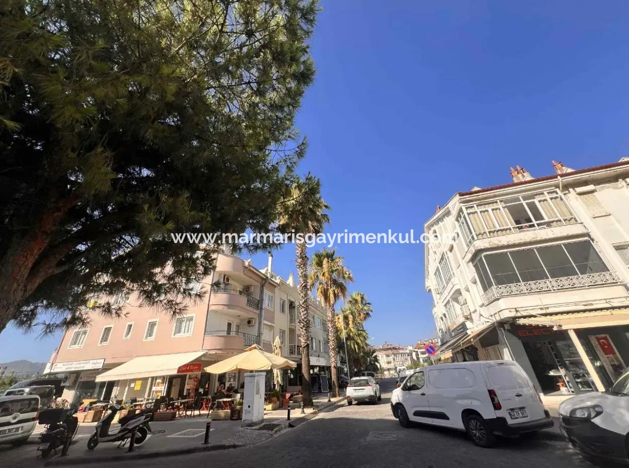 Marmaris Marina Bölgesinde Katma Değeri Yüksek Köşebaşı 120M2 Satılık Mağaza