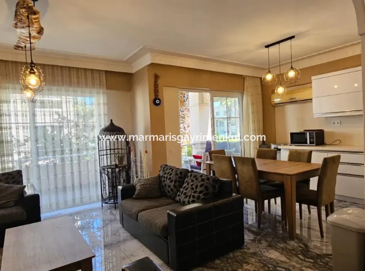 Camiavlu Mahallesi Havuzlu Güvenlikli Sitede 3+1 Satılık Ters Dubleks