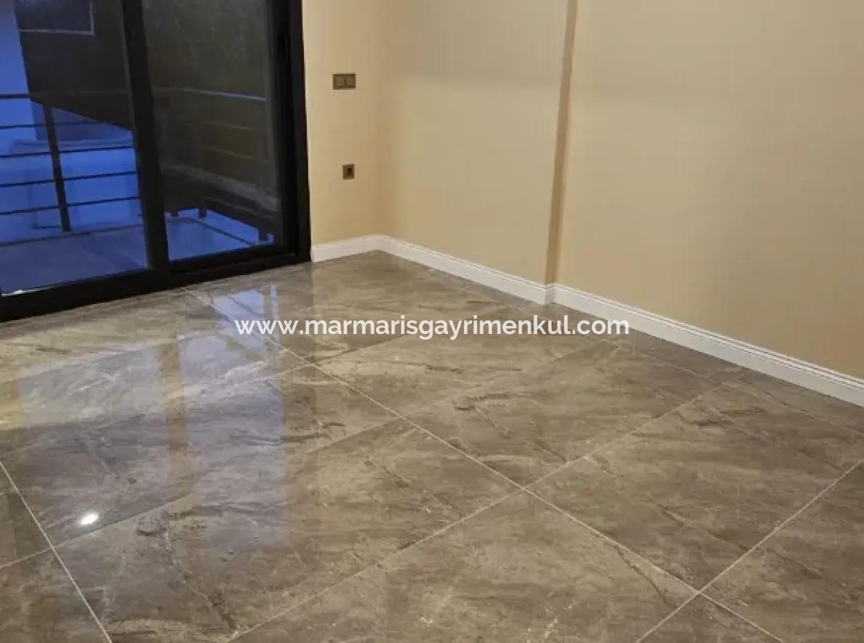 İçmeler Mahallesi 4+1 Tam Müstakil Sıfır Satılık Villa