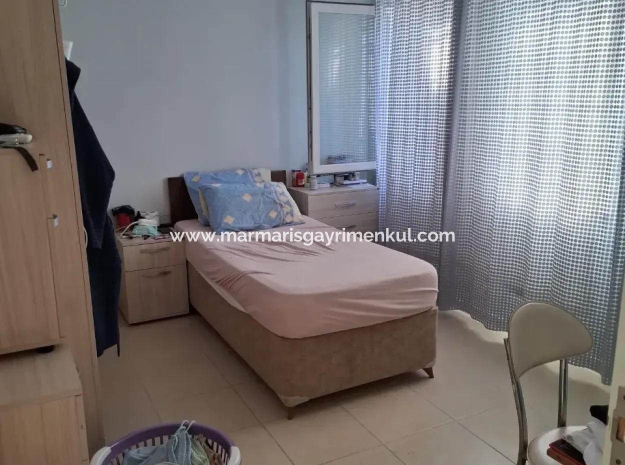 Armutalan Mahallesi Satılık 3÷1 Müstakil Tripleks Ev