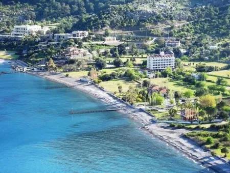 Marmaris,Te 100000M2 Arsa Üzerine Kurulu Helikopter Pisti Mevcut Tatil Köyü