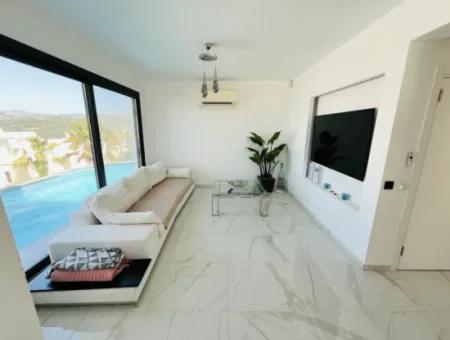 Yalıkavak Marinaya Sadece Bir Kaç Dakika Mesafede Tam Müstakil Villa