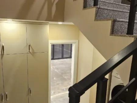 İçmeler Mahallesi 4+1 Tam Müstakil Sıfır Satılık Villa