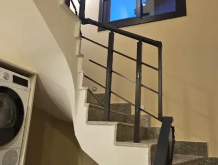 İçmeler Mahallesi 4+1 Tam Müstakil Sıfır Satılık Villa