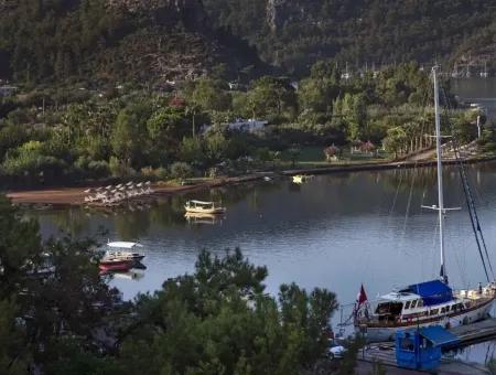 Marmaris,Den 20 Km Uzaklıkta Denize Sıfır Satılık Butik Otel 20 Oda