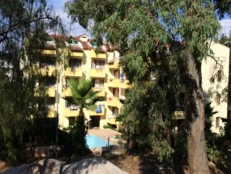 Marmaris Merkezinde Satılık 33 Oda Otel Denize Yakın