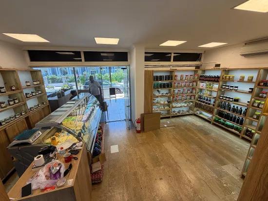 Armutalan Merkezde Satılık 50 M2 Cadde Üzeri Dükkan